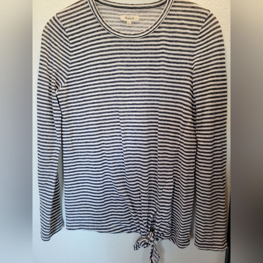 Madewell Women's Side Tide Blue and White Striped Long Sleeve T Shirt Size M - Picture 3 of 11